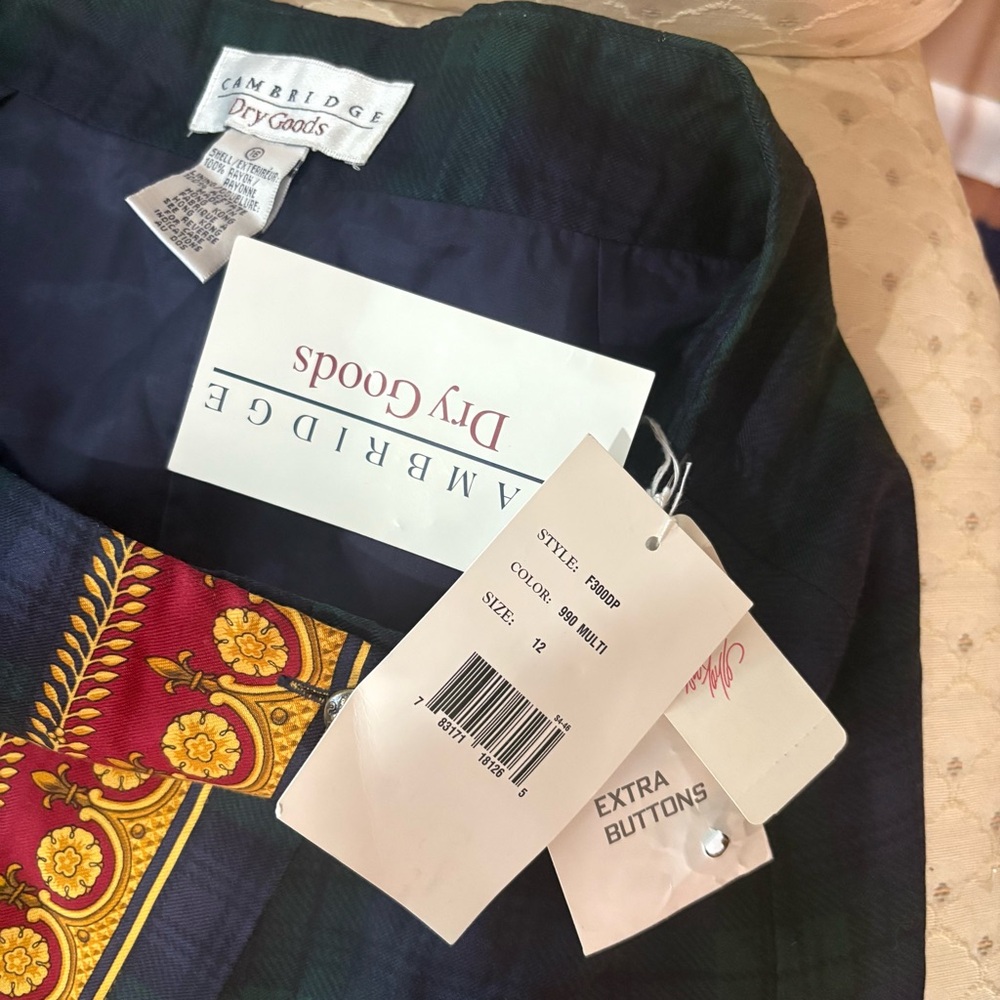 Cambridge Dry Goods Navy and Red Plaid Print Silk Skirt SIZE 16 - Picture 6 of 7